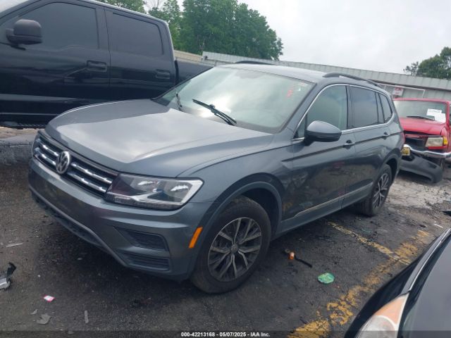 2020 VOLKSWAGEN TIGUAN 3VV3B7AX7LM045239 Photo 1