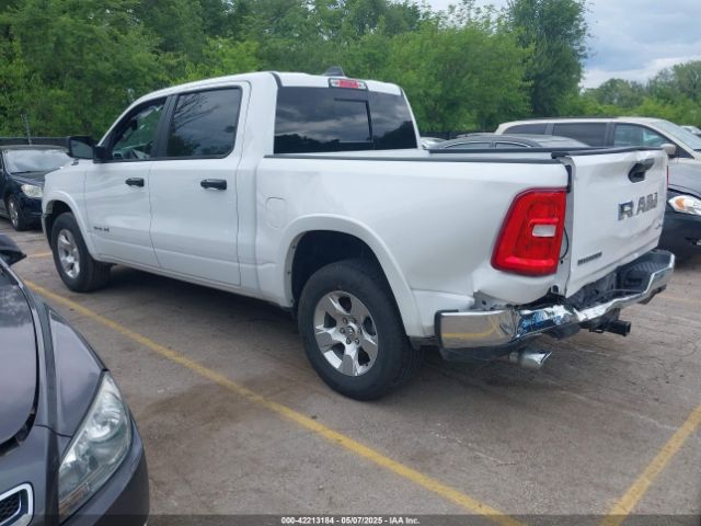 1C6SRFFP4SN562194 RAM 1500 Big Horn  4x4 5'7 Box