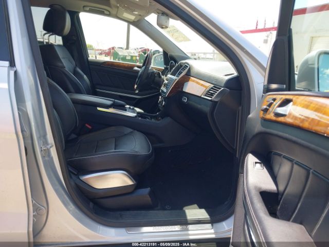 2013 MERCEDES-BENZ GL 550 4JGDF7DE6DA120962 Photo 4