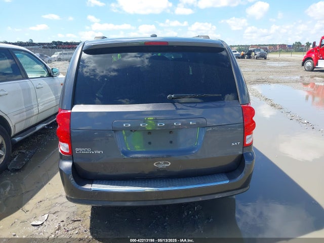 2C4RDGCG2JR329951 Dodge Grand Caravan