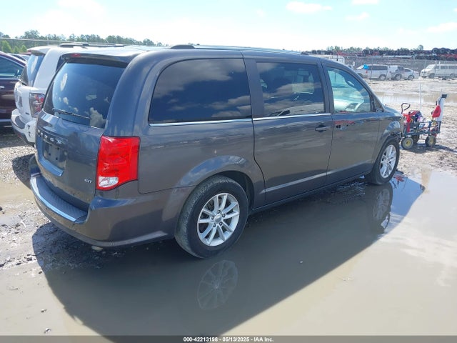2C4RDGCG2JR329951 Dodge Grand Caravan