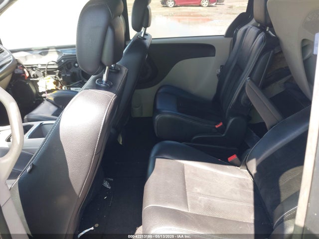 2C4RDGCG2JR329951 Dodge Grand Caravan