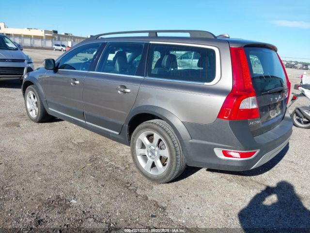 2011 VOLVO XC70 YV4952BL9B1108980 Photo 2