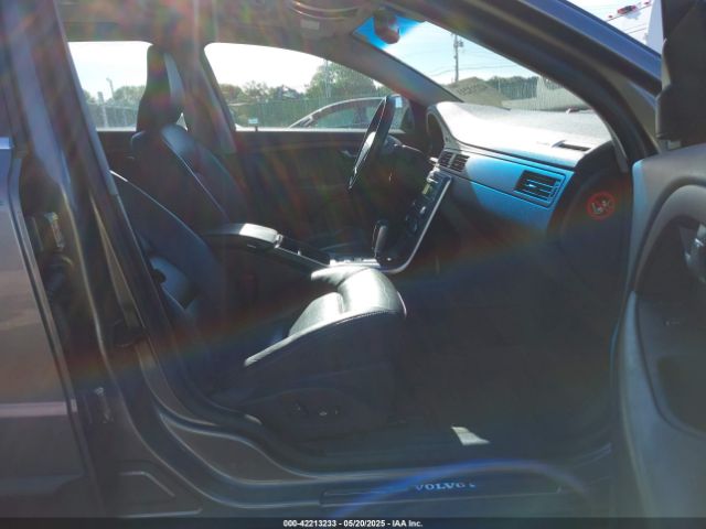 2011 VOLVO XC70 YV4952BL9B1108980 Photo 4