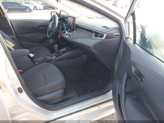 5YFEPMAE6NP317961 Toyota COROLLA LE