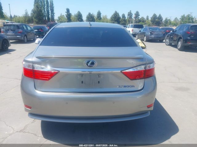 JTHBW1GG2F2084270 Lexus ES 300H