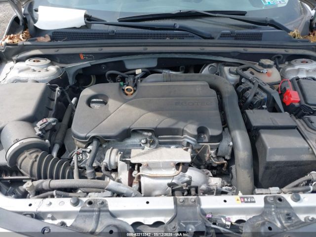 1G1ZD5ST9JF247038 Chevrolet MALIBU LT