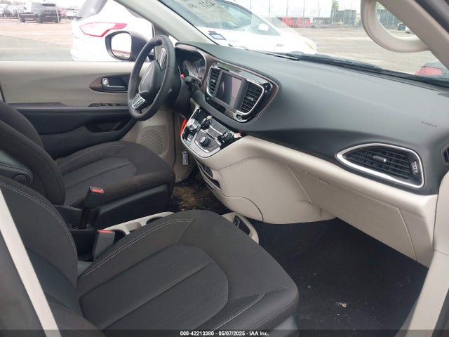 Chrysler Voyager Lx 2023 2C4RC1CG1PR610616 Image 5