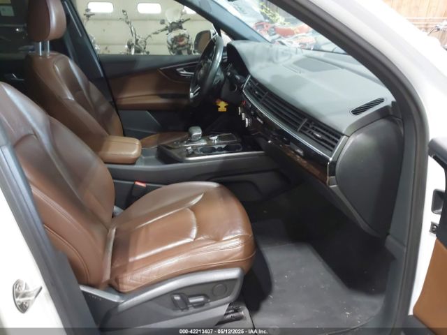 WA1LAAF76HD044846 Audi Q7 3.0t Premium