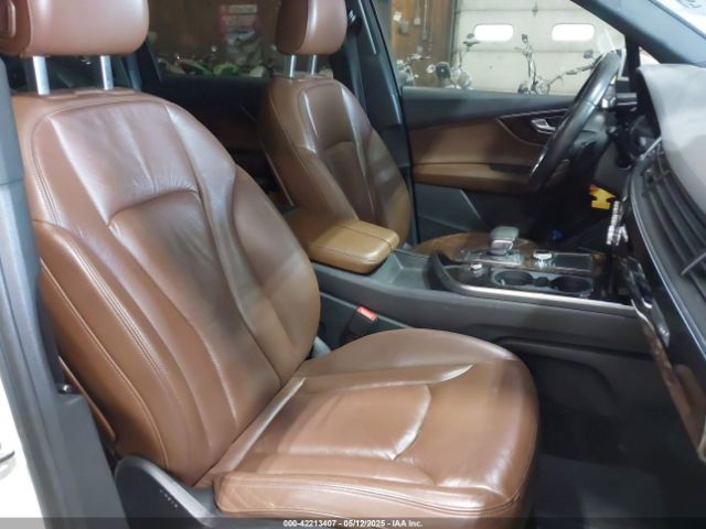 WA1LAAF76HD044846 Audi Q7 3.0t Premium