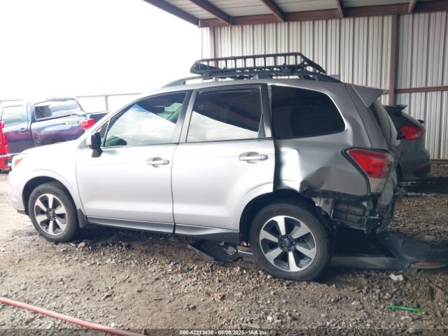 JF2SJAGCXHH526078 Subaru Forester 2.5i Premium