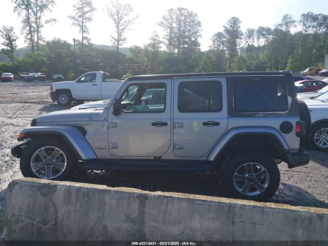 1C4HJXEN1LW204563 Jeep Wrangler Unlimited Sahara 4x4