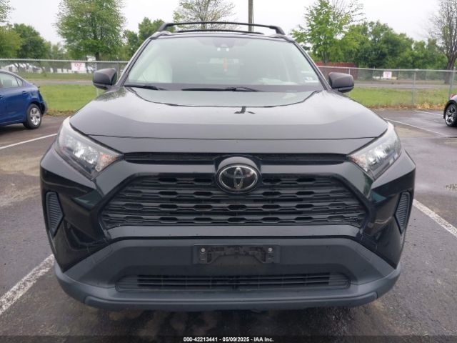 JTMF1RFV6KD016360 Toyota RAV4 LE