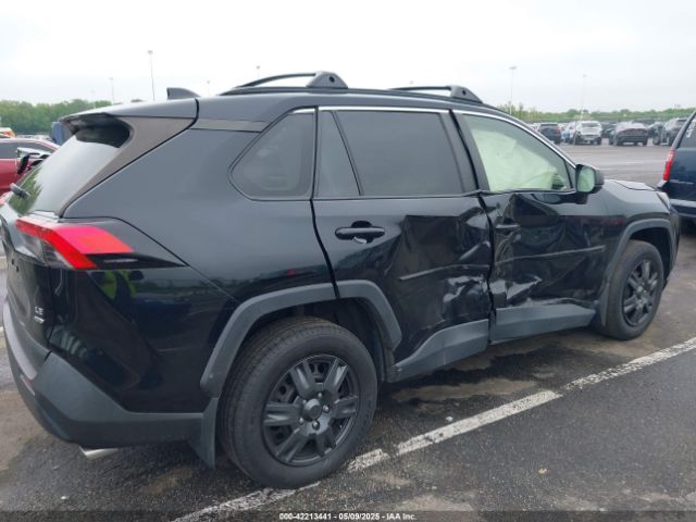JTMF1RFV6KD016360 Toyota RAV4 LE