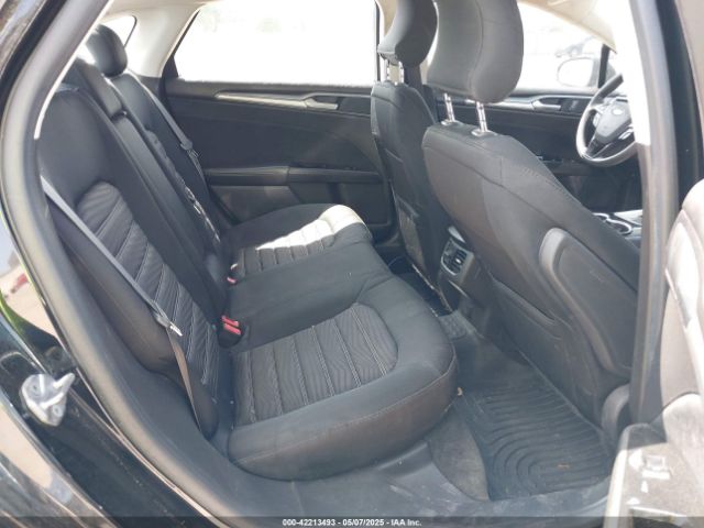 3FA6P0H75GR125230 Ford FUSION SE