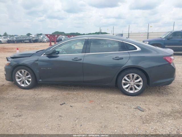 1G1ZD5ST8KF119231 Chevrolet MALIBU LT
