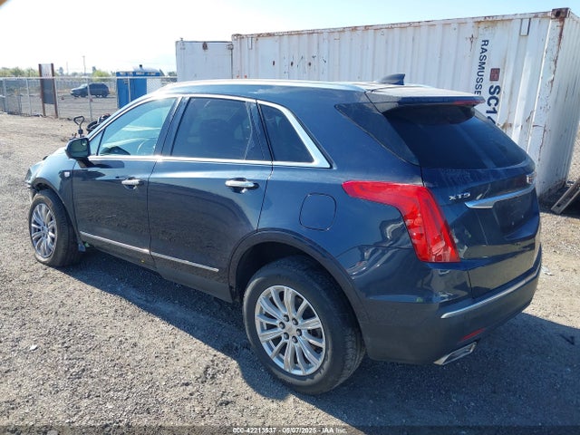 2018 CADILLAC XT5 1GYKNARS2JZ114173 Photo 2