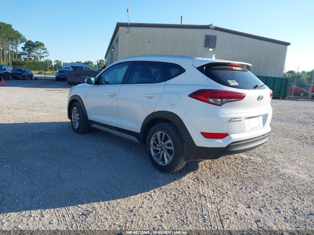 KM8J33A4XJU752762 Hyundai TUCSON SEL