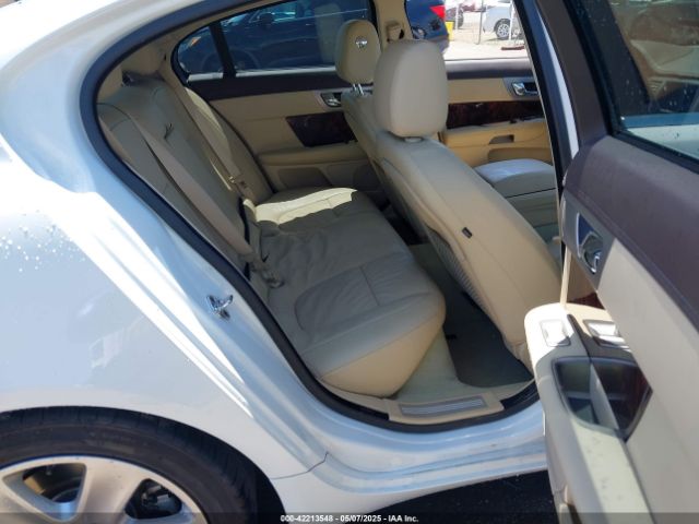 2011 JAGUAR XF SAJWA0FB0BLS01108 Photo 7