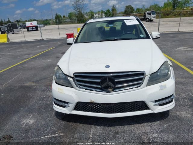 WDDGF4HB0EG255701 Mercedes-Benz C-class C 250 Sport/luxury
