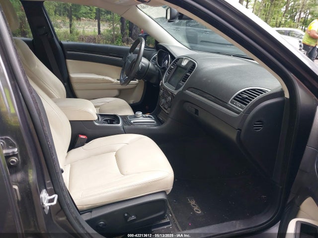 2C3CCAAG3GH141208 Chrysler 300 Limited