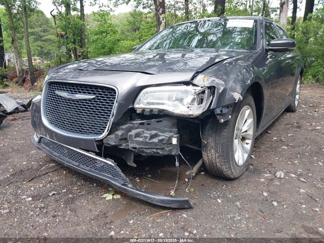 2C3CCAAG3GH141208 Chrysler 300 Limited