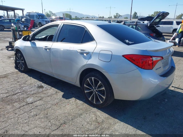 2T1BURHE4HC801209 Toyota COROLLA SE