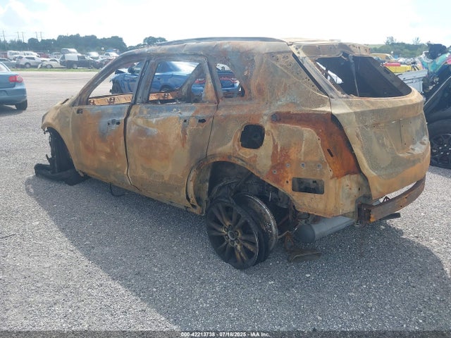 2024 CADILLAC XT5 1GYKNAR42RZ758382 Photo 2