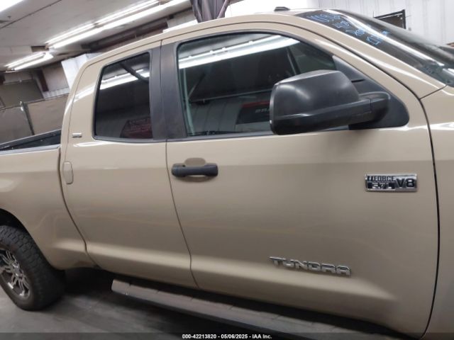 5TFRY5F18HX222592 Toyota Tundra Sr5 5.7l V8