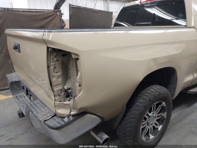 5TFRY5F18HX222592 Toyota Tundra Sr5 5.7l V8