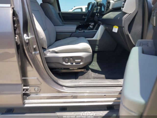 2024 TOYOTA TUNDRA 5TFJA5AB7RX040367 Photo 4