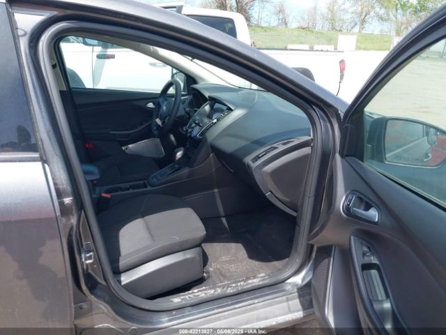 2017 FORD FOCUS 1FADP3M29HL247804 Photo 4