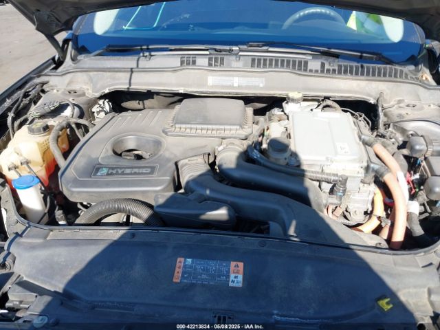3FA6P0LU5KR200773 Ford Fusion Hybrid Se