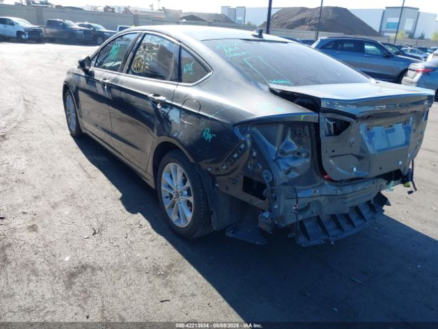 3FA6P0LU5KR200773 Ford Fusion Hybrid Se