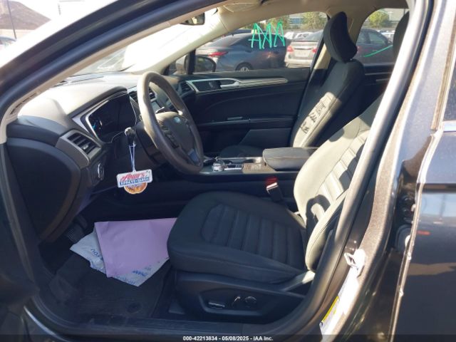 3FA6P0LU5KR200773 Ford Fusion Hybrid Se