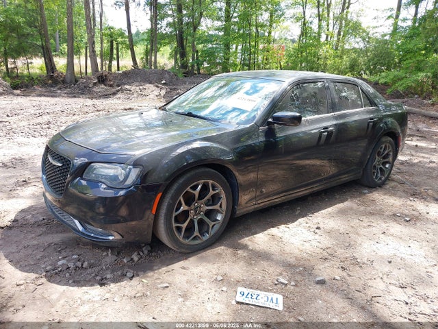 Chrysler 300 300s 2015 2C3CCABGXFH763155 Image 2