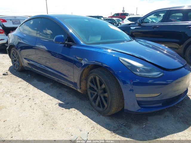 2022 TESLA MODEL 3 5YJ3E1EB1NF119215 Photo 0
