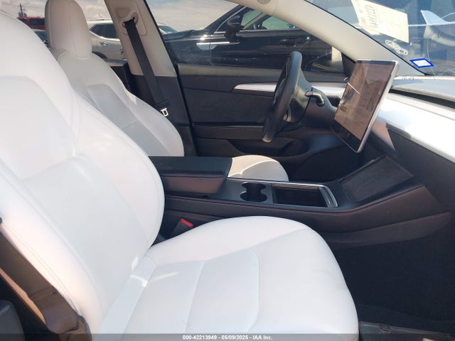 2022 TESLA MODEL 3 5YJ3E1EB1NF119215 Photo 4