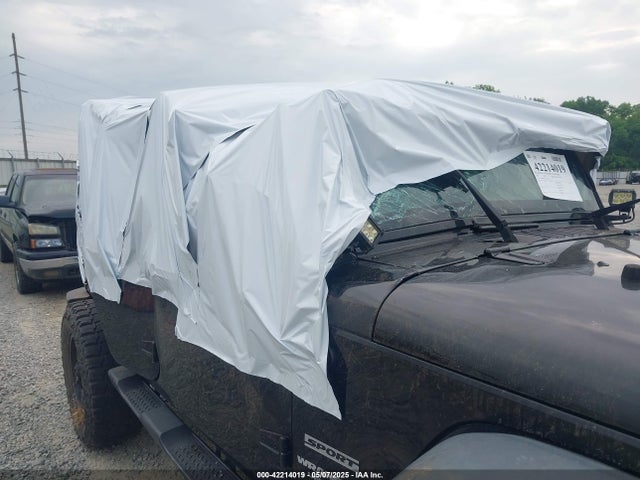 1C4BJWDGXGL269728 Jeep 2016