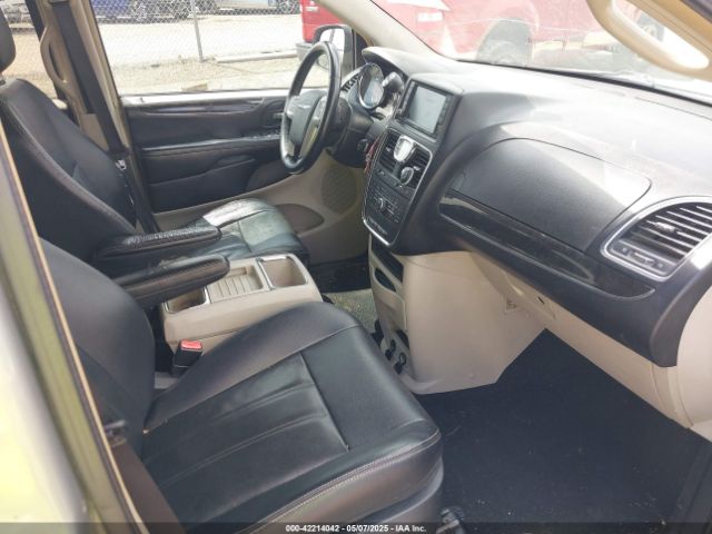 2014 CHRYSLER TOWN & COUNTRY 2C4RC1BG8ER439846 Photo 4