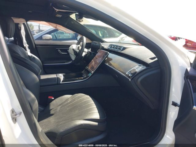 W1K6G6DBXNA100991 Mercedes-Benz m256