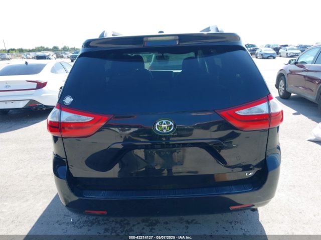 5TDKK3DC0FS613377 Toyota Sienna Le 8 Passenger