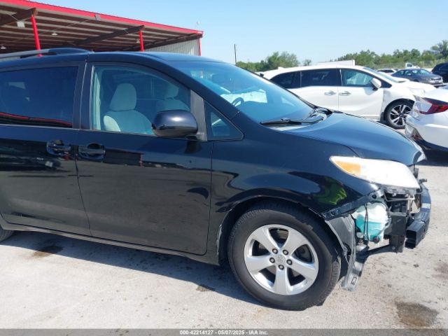 5TDKK3DC0FS613377 Toyota Sienna Le 8 Passenger