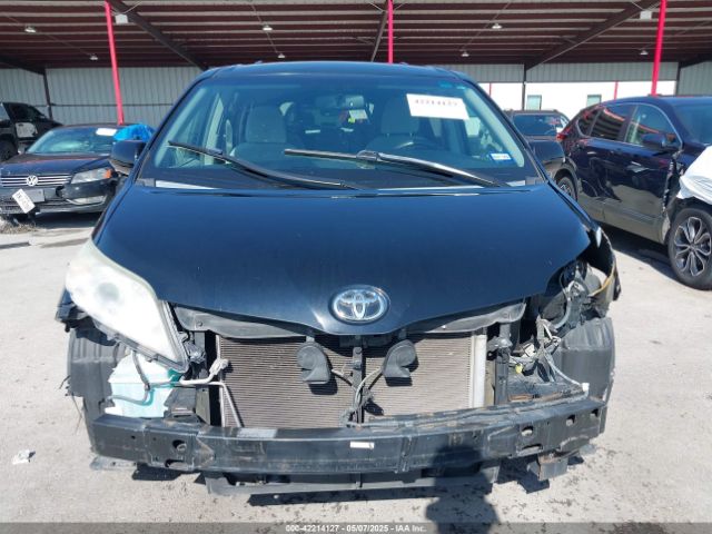 5TDKK3DC0FS613377 Toyota Sienna Le 8 Passenger