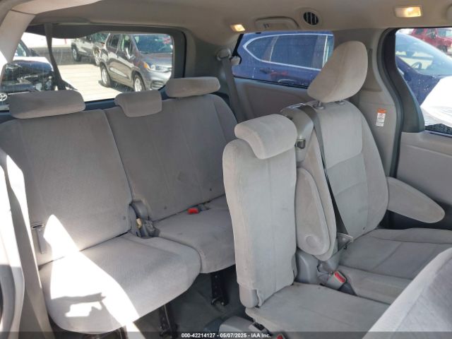5TDKK3DC0FS613377 Toyota Sienna Le 8 Passenger