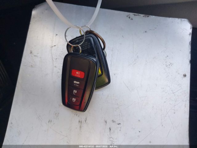 4T1B21HK6KU512223 Toyota Camry Hybrid Xle