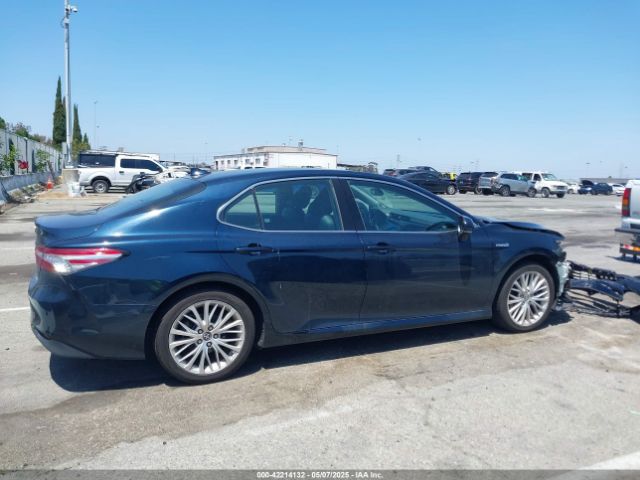 4T1B21HK6KU512223 Toyota Camry Hybrid Xle