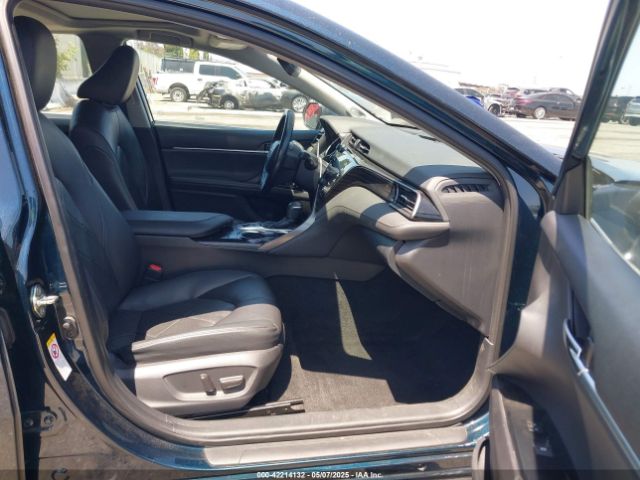4T1B21HK6KU512223 Toyota Camry Hybrid Xle