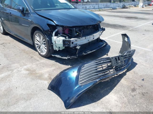 4T1B21HK6KU512223 Toyota Camry Hybrid Xle