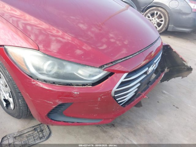 5NPD74LF2HH165602 Hyundai ELANTRA SE